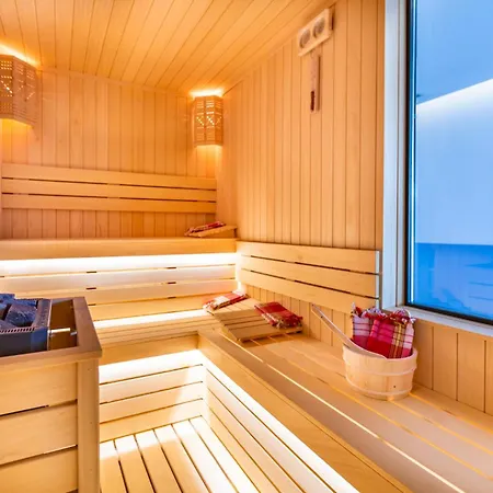 别墅 Phi With Heated Indoor Pool 卡斯