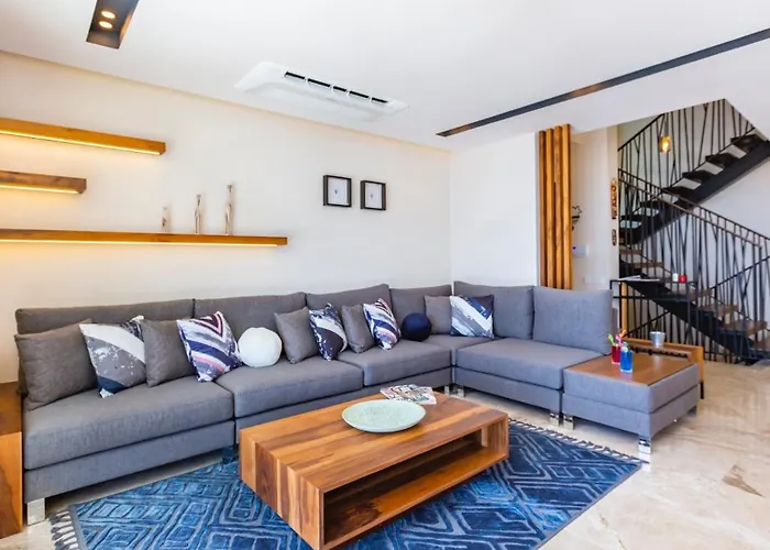 Phi With Heated Indoor Pool Villa *